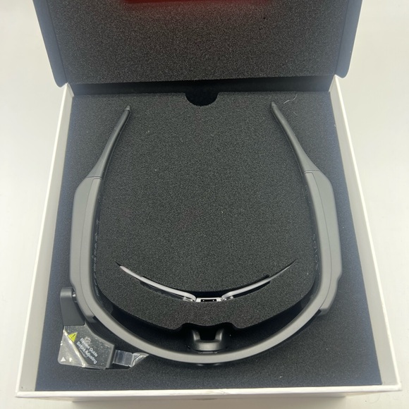 Solos Smart glasses With Wide Screen Display 33-00045-00 Yellow - Picture 7 of 16